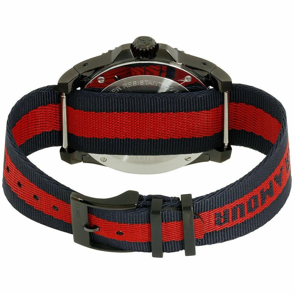 GUCCI MENS DIVER YA136215